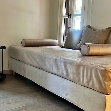Дом отдыха Oasis Luxury House *
