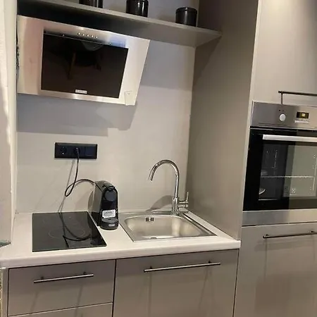 Oasis Luxury House Дом отдыха Родос
